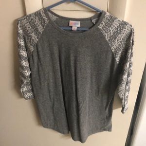 Lularoe top lightly used, size medium